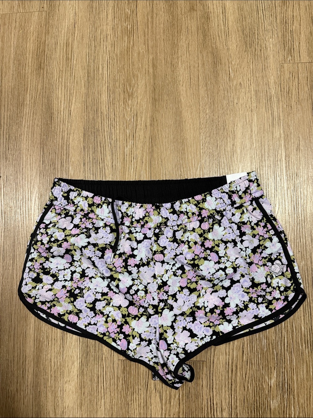 PINk Floral Print Women’s Lounge Shorts - Black with Pastel Flowers Xl